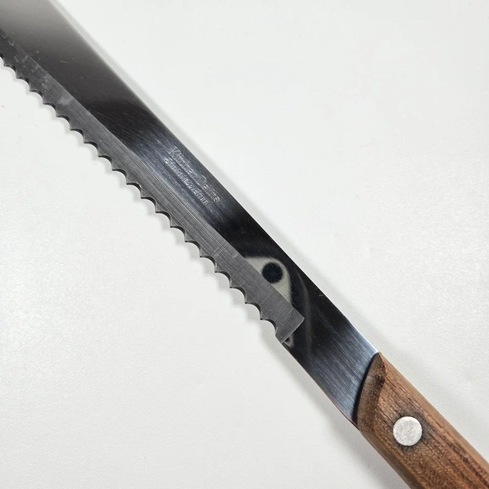 Very Nice Vintage Kitchen Delite Bread Knife Stainless‎ Serrated Wooden Handle